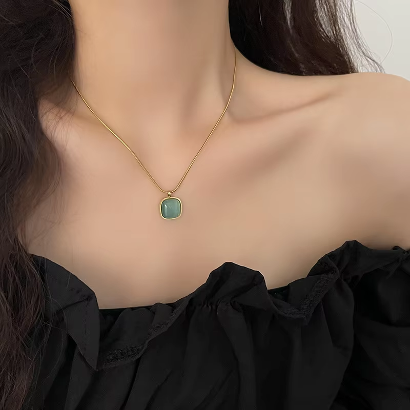 fashion High Quality Stainless steel Chain Light green stone Gold color Necklace Luxury Jewelry For Women's Clavicle Chain gift