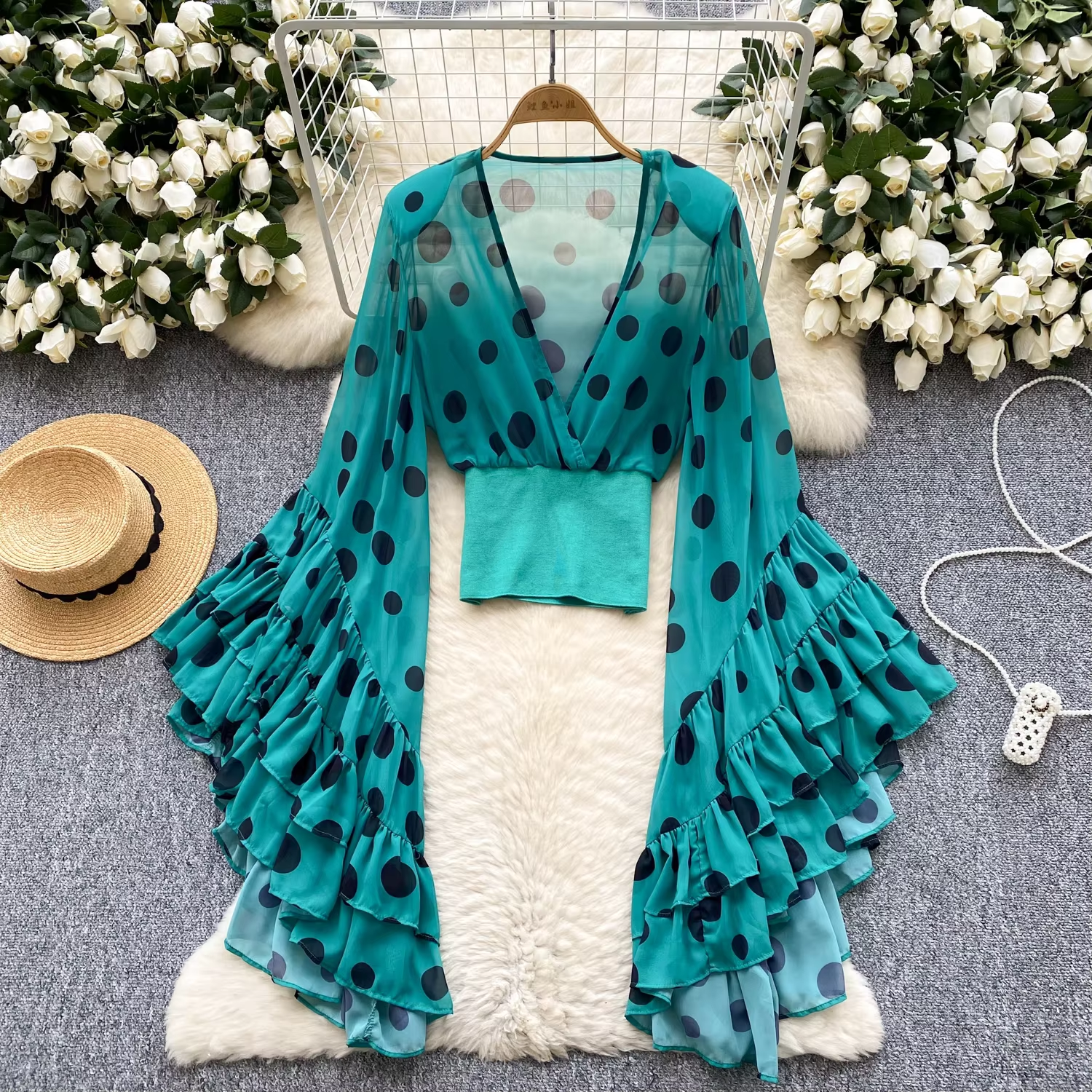 Y2k Goth Spice Girl Long Sleeve T-shirt Women V Neck Polka dot flare sleeve Shirt Female Summer Slim Tops